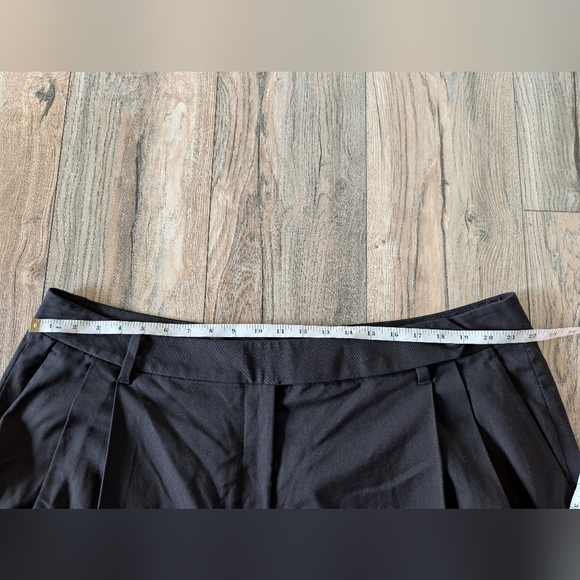 WILDFANG The Empower Wide Leg Short Black Plus Size 22W - Picture 10 of 12